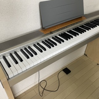 電子ピアノ（CASIO Privia PX-120）