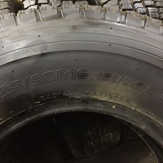TOYO DELVEX M934 225/85R16 121/119L LT 16インチ トラックタイヤ 冬 4本 2015年製 バリ溝 キャンター等 (TW75) クレジットカード QR決済可能