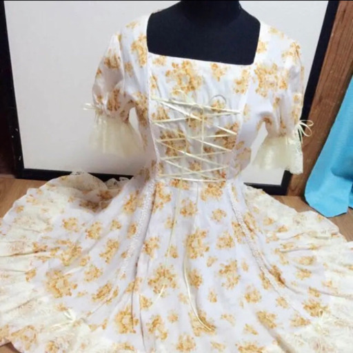 薔薇柄ワンピmサイズ まりんばむ 高崎問屋町の服 ファッションの中古 古着あげます 譲ります ジモティーで不用品の処分