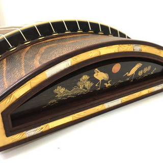 高級仕様！】◇和琴◇13弦琴 和楽器 綾杉彫 くり甲 蒔絵あり 全長184cm 