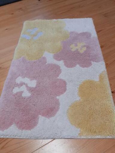 花柄玄関マット リエ おもろまちの生活雑貨の中古あげます 譲ります ジモティーで不用品の処分