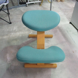 商談中 バランスチェア 購入 リボ 姿勢矯正椅子 バランスイージー  