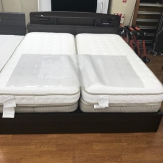 クイーンベッド マットレス付き