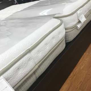 クイーンベッド マットレス付き