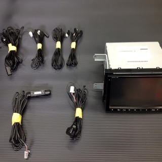 トヨタ純正8インチナビ NHZN-X61G 完動品