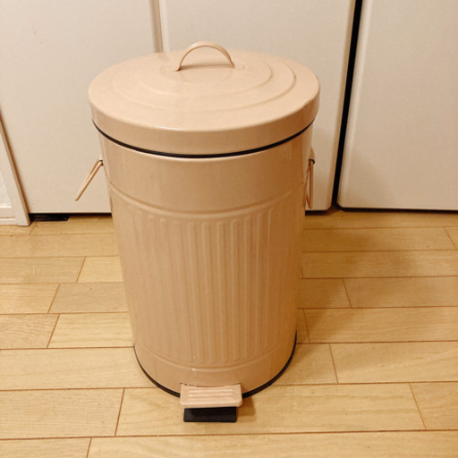 今月限定 レトロかわいいダストボックスゴミ箱 ハチミツうめ 宮崎の家具の中古あげます 譲ります ジモティーで不用品の処分 今月限定 レトロかわいいダストボックスゴミ箱 ハチミツうめ 宮崎の家具の中古あげます 譲ります ジモティーで不用品の処分