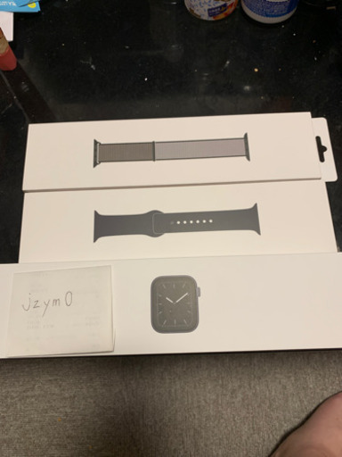 Apple Watch series5 44㎜　GPSモデル