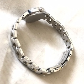 SEIKO セイコー レディースクォーツ イエローシェル文字盤 ソーラーウォッチ 2010年製造 V111 0BW0 SEIKO セイコー レディースクォーツ イエローシェル文字盤 ソーラー