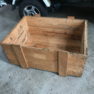 【お取引決定！】無料　木箱2つ、その他木材