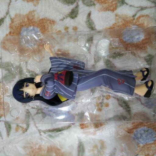 フィギュア 新品4/4サイズヴァイオリン、ケース・松脂・弓・肩当  