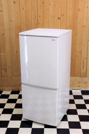 配達込み 冷蔵庫　SHARP SJ-D14D-W 2018年製　ホワイト　137L　つけかえどっちでもドア　単身　新生活　キッチン　料理