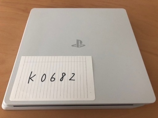 （決まりました）PS4 ホワイト＋有線ヘッドセットのセット