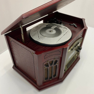 レトロ風レコードプレーヤーCD付きコンポ　飾って目を引きます。