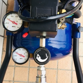 アネスト岩田 FX9731 オイルフリー静音エアコンプレッサー【リライズ