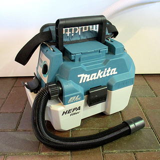 充電式集じん機 マキタ 18V (乾湿両用) VC750D 本体のみ 業務用 makita