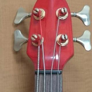 エレキベース　YAMAHAのMOTIONＢⅢ