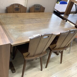 チェア4脚とテーブルのダイニング5点セットのご紹介です！