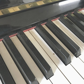 【ＹＡＭＡＨＡ】ヤマハＸ支柱♦︎アップライトピアノUX-1