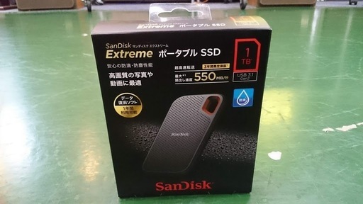 |価格見直| 未開封品 SanDisk ポータブルSSD 1TB【店舗同時販売中】
