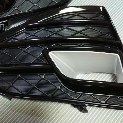 クラウン210後期フォグカバー新品