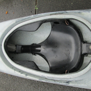 ご商談中）引き取り日の早い順！カヤック・コズミック（灰色）