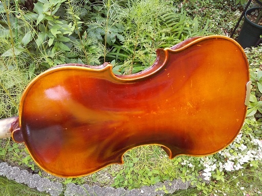 大きめの音で響く◆チェコスロヴァキア製の　４／４◆ 大きめの音で響く◇チェコスロヴァキア製の 4／4◇