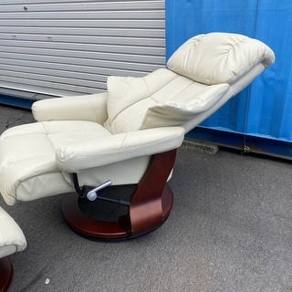 リクライニングチェア チェア オットマン付き オフホワイト 中古品