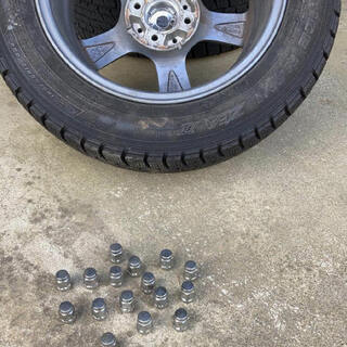 GoodYear ホイール付きスノータイヤ 185/65R15 フリードに最適です！