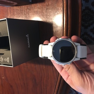 ガーミン・Garmin FENIX 5S ホワイト (日本版) おまけ付