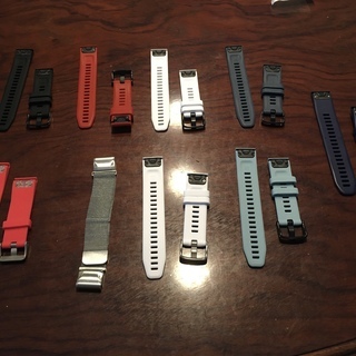 ガーミン・Garmin FENIX 5S ホワイト (日本版) おまけ付