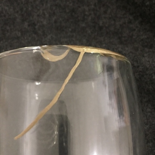 簡易金継ぎ 陶器の割れ カケ ヒビの修繕します つぎあび 香川の手伝いたい 助けたいの助け合い ジモティー