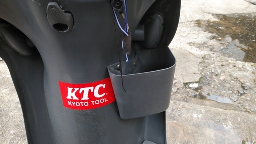 スズキレッツ4 CA45A シルバー レアなインナーポケット付き 新しい目の