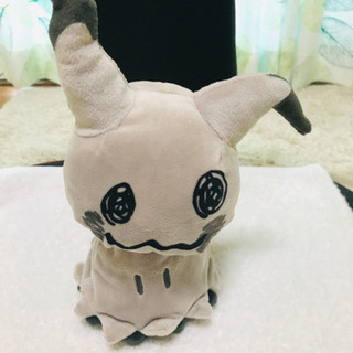 ポケモン　ミミッキュ色違い　ぬいぐるみ　ポケモンセンター商品