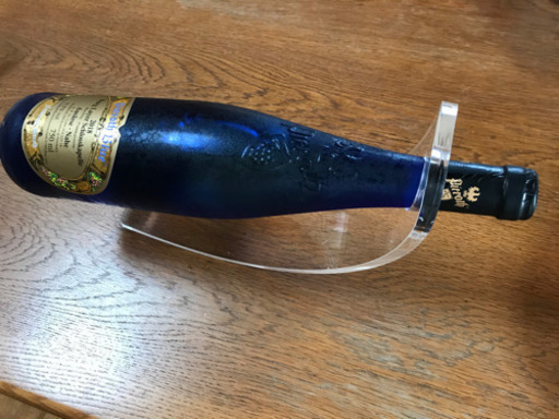値下げしました ! お洒落なワインボトルホルダー2個売ります