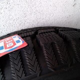 スタッドレスタイヤ4本