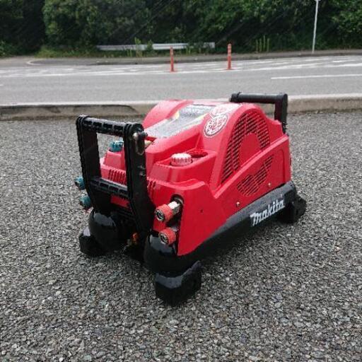 ☆中古品 マキタ 電動工具 エアコンプレッサー タンク容量8L AC401XR 軽量15kg 動作OK☆