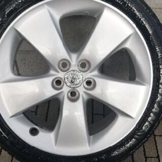 トヨタZVW30プリウスSツーリング純正 215/45R17 スタッドレスタイヤ付き4本SET