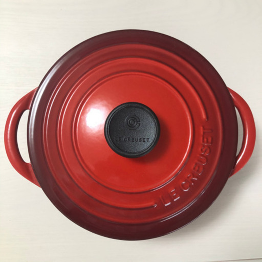 【美品】ルクルーゼ ココットロンド ビス　チェリーレッド18cm