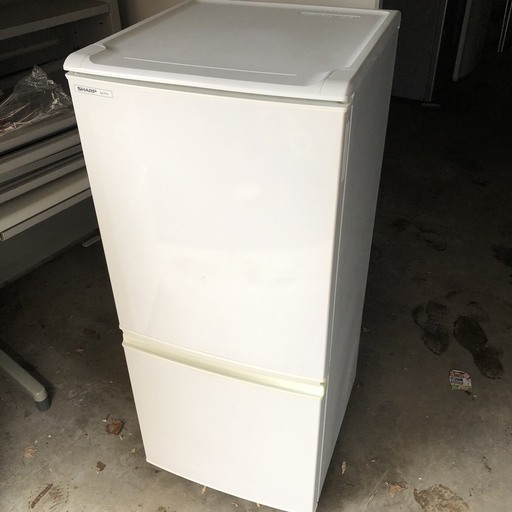 A0240　シャープ　１３７L 2007年　２ドア冷蔵庫