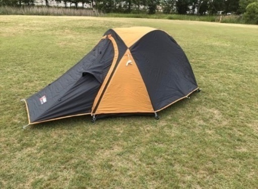 【ほぼ新品】alpine design ツーリングドーム　テント1〜2人用