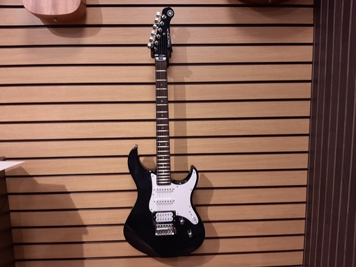 YAMAHA  エレキギター　Paciffca  PAC-212VFM  【新響楽器　甲子園店】