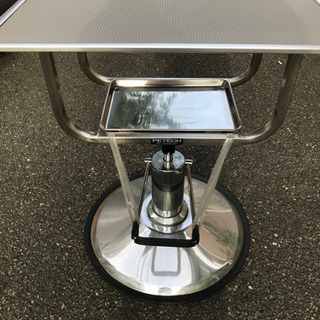 トリミングテーブル