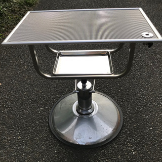 トリミングテーブル