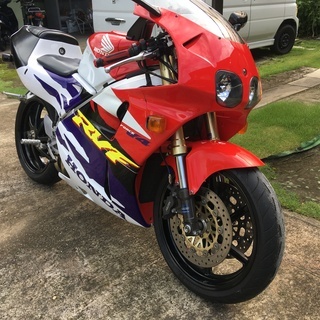 ホンダ　RVF400　綺麗です。大切にして下さる方にお譲りしたいです。
