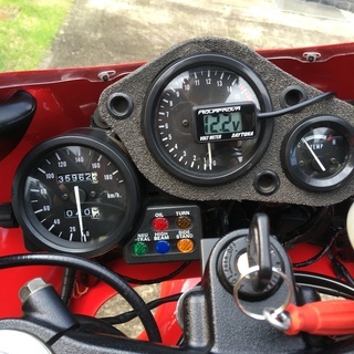 ホンダ　RVF400　綺麗です。大切にして下さる方にお譲りしたいです。