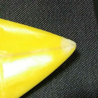 サーフボード5\'11mitsu黄色