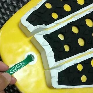 サーフボード5\'11mitsu黄色