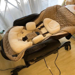 コンビ ネムリラ AUTO SWING ダッコプラス