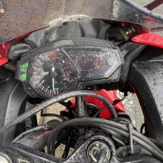 ヤマハ R25 人気車　250ｃｃ少ないカスタム