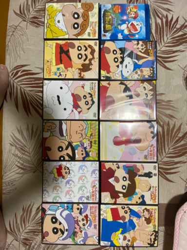 【売約済】クレヨンしんちゃん\u0026ドラえもん Blu-ray/DVD 13枚セット